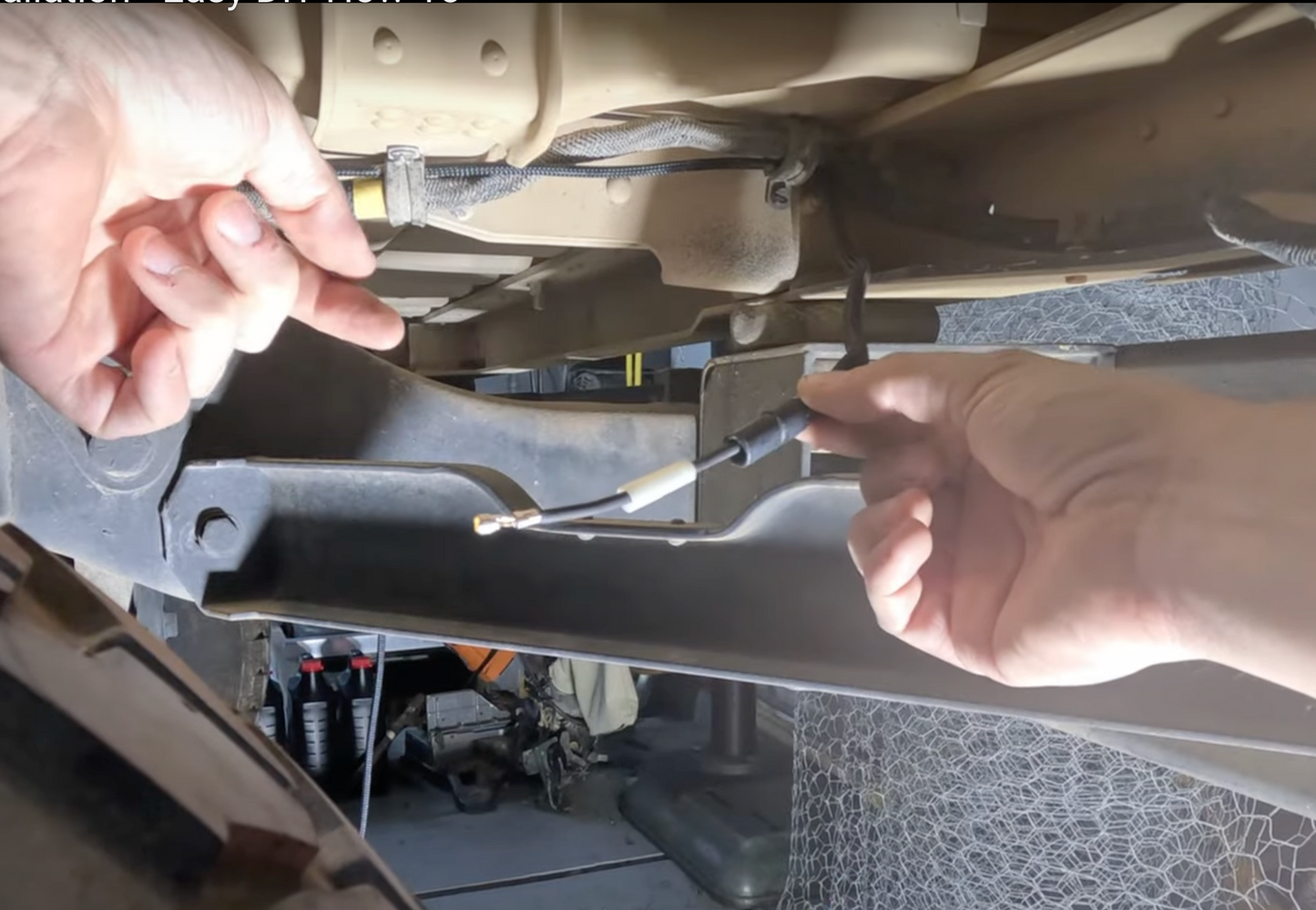 100 PK Militär 14 GA MS27144-2 Male Shell Connector Packard Electrical