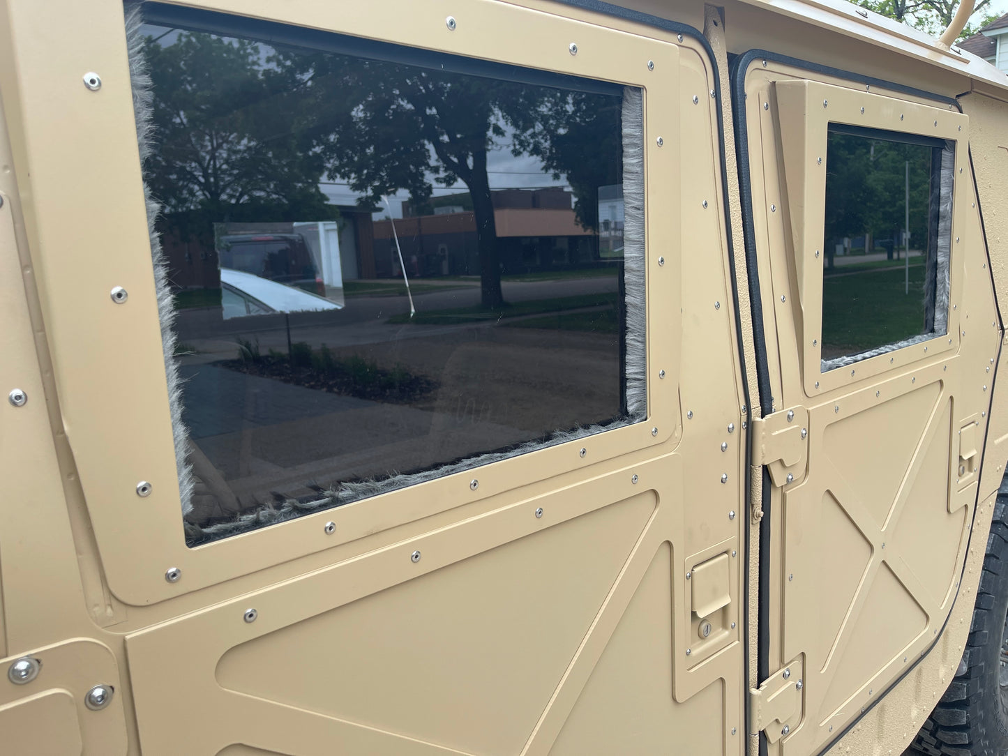 Complete Premium Hard Cab Kit - 4 Hard "X" Doors, 1/4" Thick Premium Hard Top Roof, Premium Rear Curtain fits Military Humvee