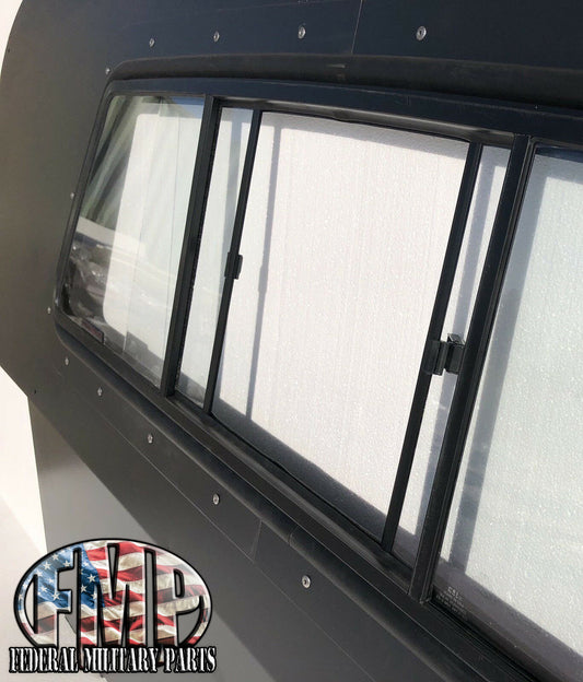 带滑窗(2门或4门车辆)的铁帘(钢)