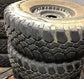Humvee-Reifen passende Sätze von zwei oder vier 37 "Tall 65% -90% TREAD BFG, die auf Felgen angebracht sind, und beinhaltet Run-Flat-Einsätze