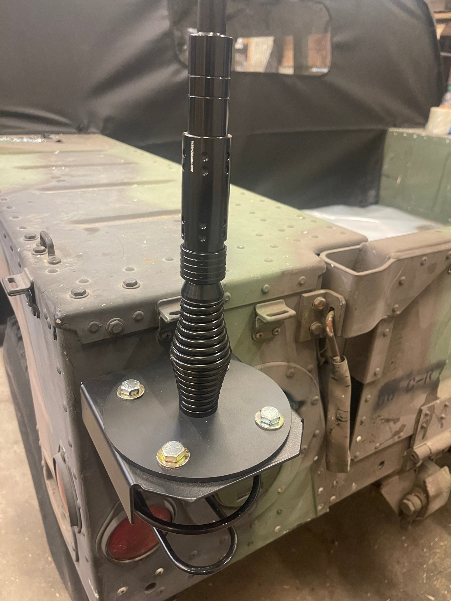 Dual Antenna Kit + Round Base Plates (No Bracket) Not OEM Fits Military vehicles including HUMVEE