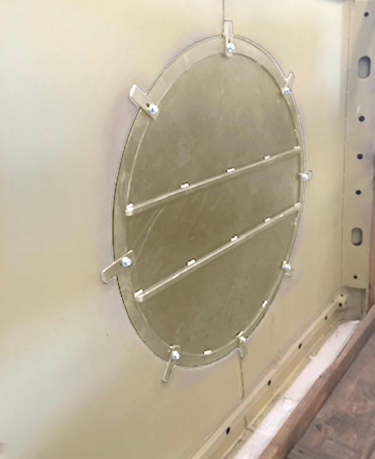 LUTNING TILLBAKA HUMVEE TORNHÅLSKYDD - FÖRSTÄRKT STÅL - M1043A2 / M1045A2 / M998 / HMMWV / LOCK