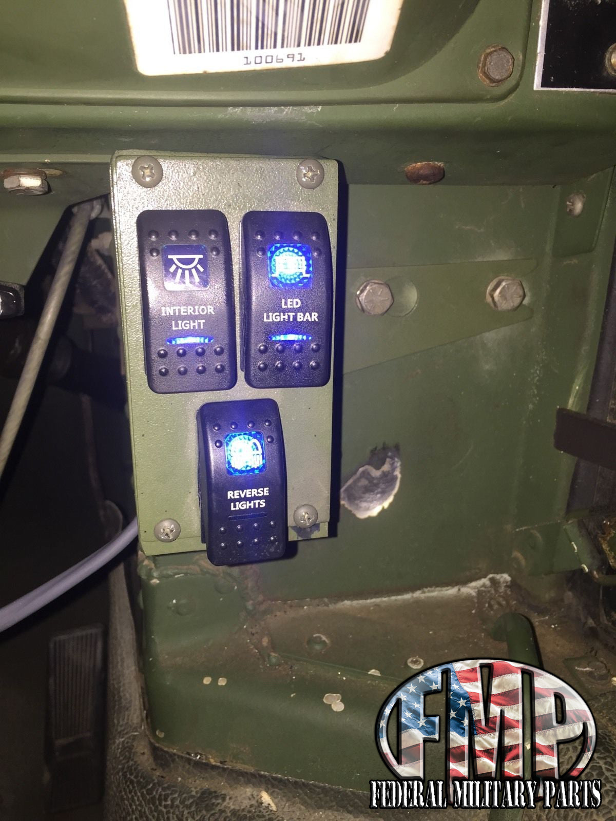 Humvee Controller Panel 24V Toggle Switch Board for Humvee – Federal Military Parts (763) 310-9340