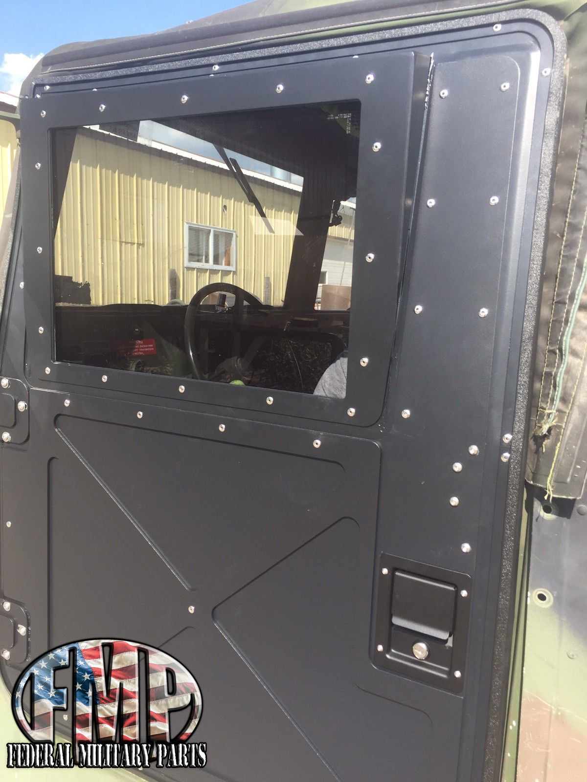 军用悍马油漆套件- 黑色，林地卡莫棕色，棕褐色，或NC/383绿色- 5 QT - 油漆+ 减价器- 无需引漆– Federal Military  Parts (763) 310-9340