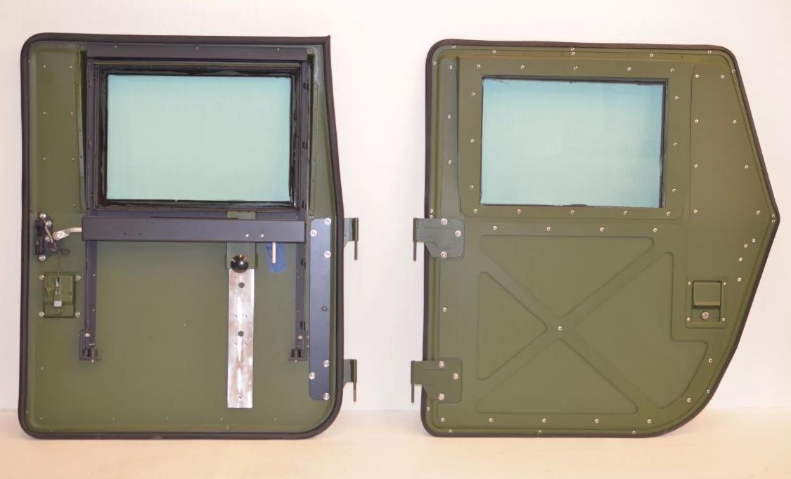 Humvee X-DOORS par fram eller bak svarta, solbränna eller gröna hårda dörrar