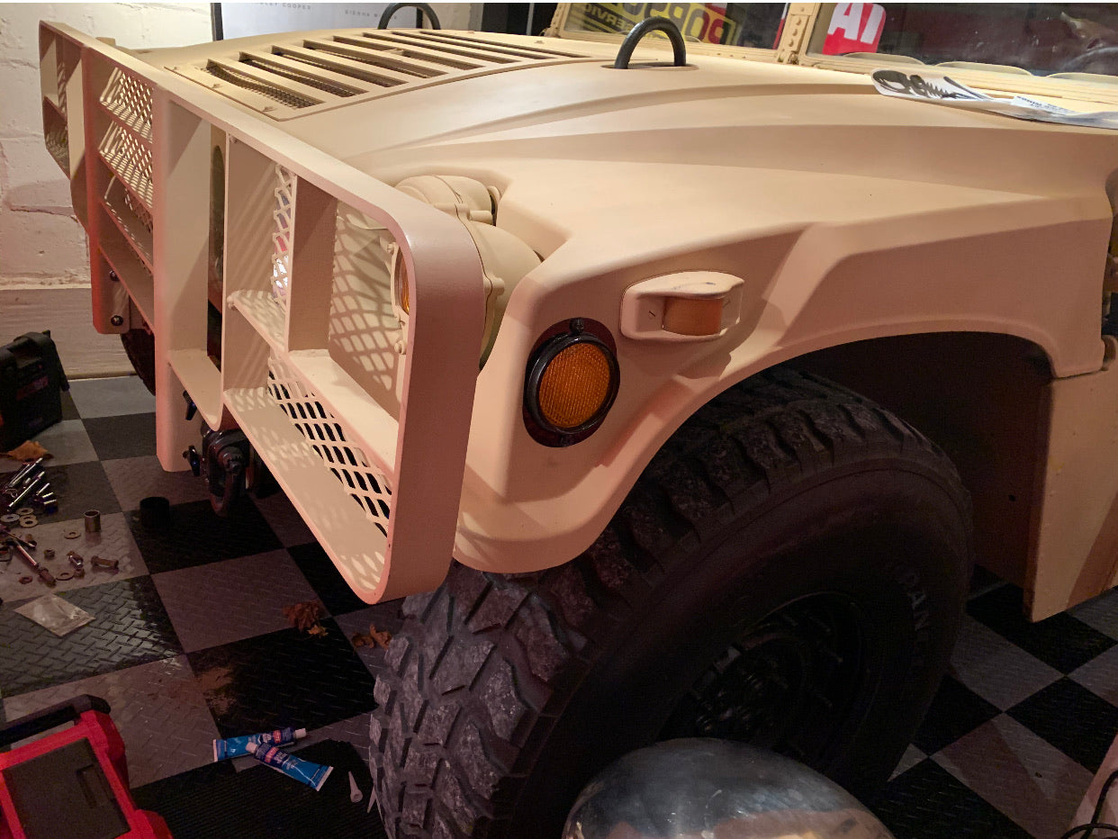 Heavy Duty Humvee Brush Guard med monteringsfästen och installationssats - Ingen mesh-skärm - LUVERNE H15-GGB