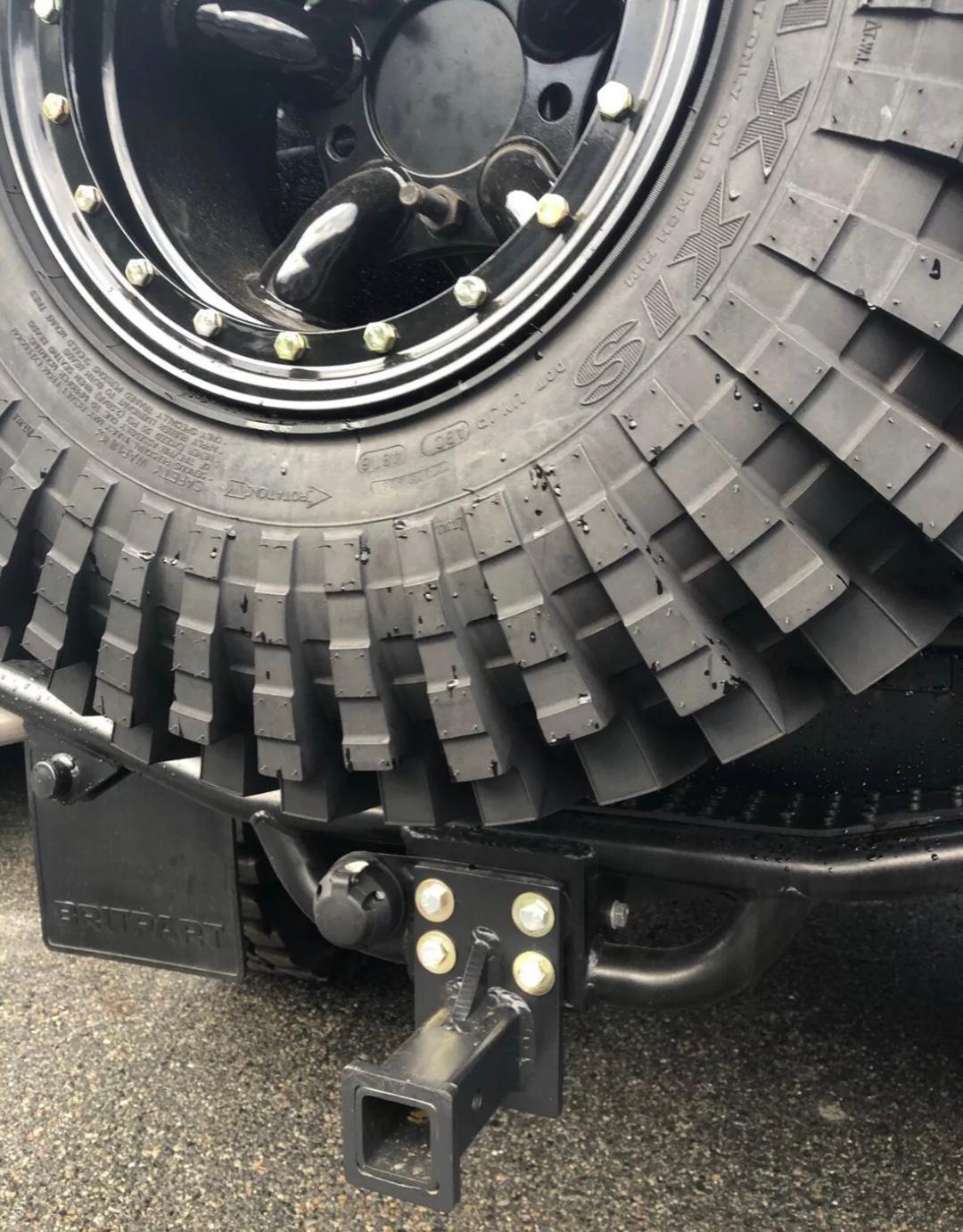 Land Rover Defender Hitching LAND ROVER DEFENDER HITCH - BOLT ON - NO DRILLING REQUIRED – Federal ...