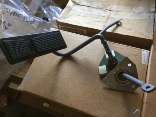 M998 Foot Pedal With Bell Crank 12338369 2540-01-217-2669 Humvee Hmmwv